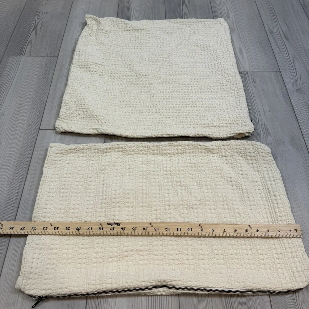 Set Of 2 Pottery‎ Barn Pillow Shams Cream Ivory Colored Textured READ